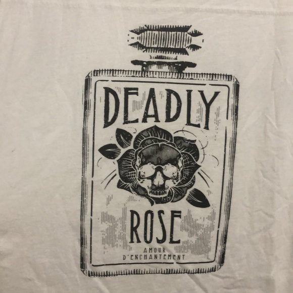 COPY - Torrid Deadly Rose Graphic Tee Size 1 - Picture 3 of 5